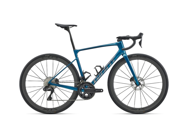 2027 Giant Defy Advanced Pro 0