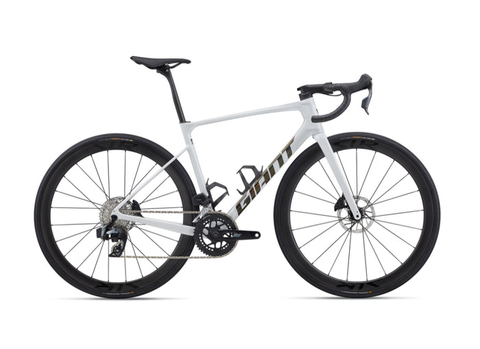 2026 Giant Defy Advanced Pro 1